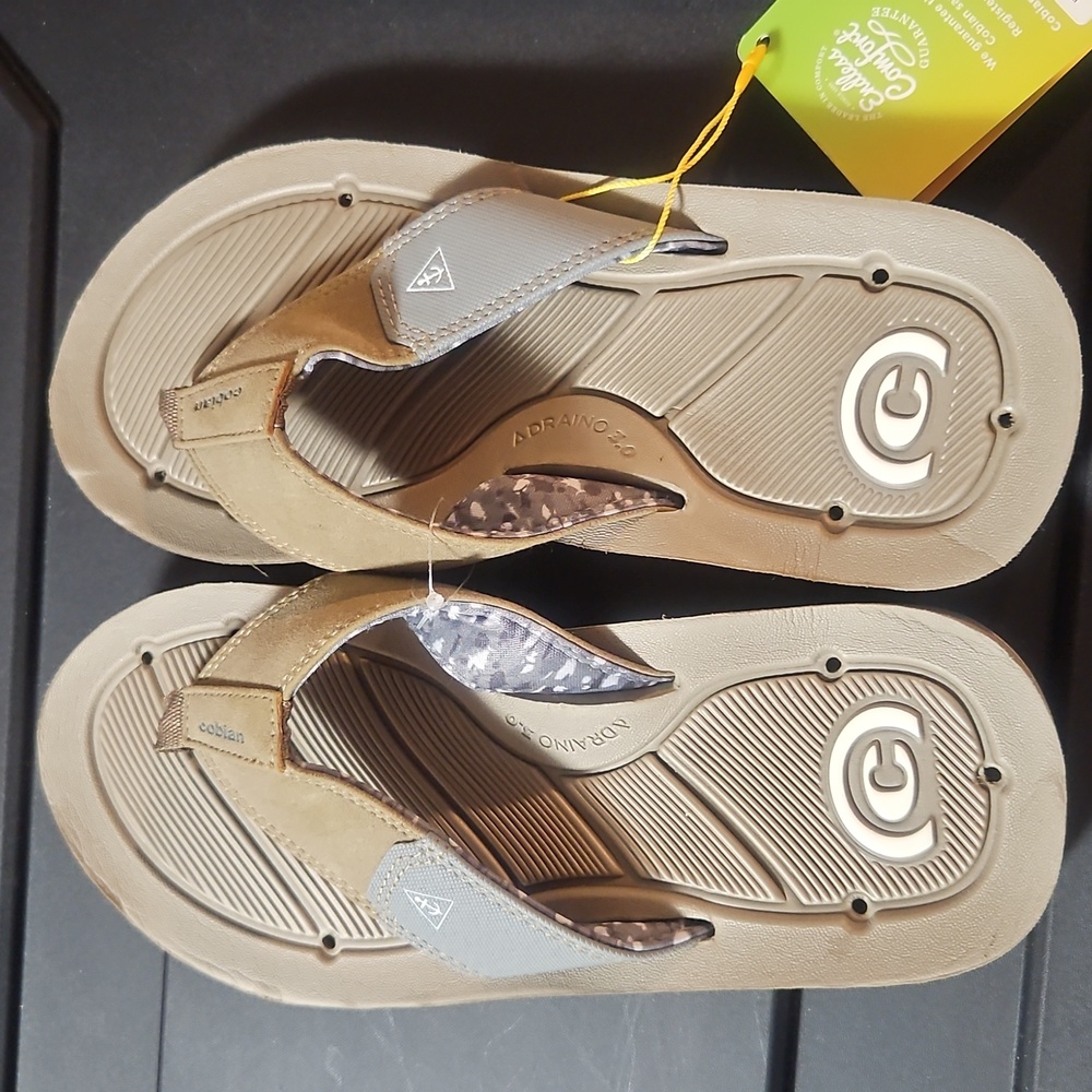 Cobian Men's Draino 3 Sandals: Tan: New With Tags: Size 8